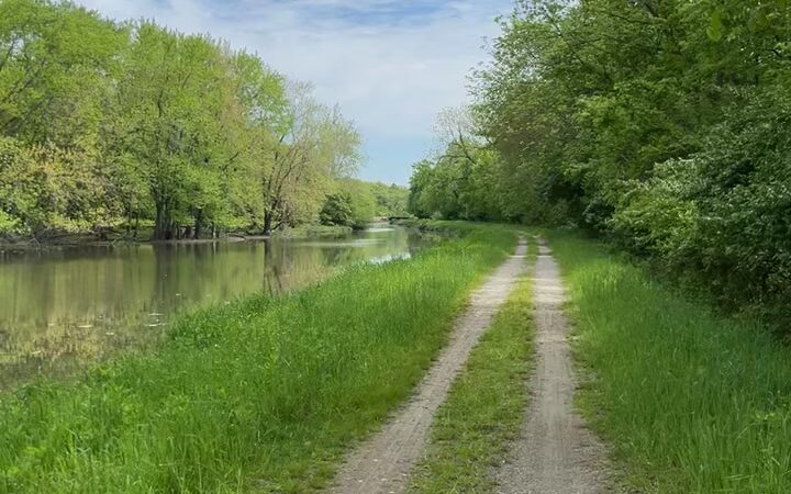 I&M Canal Trail Parking Lot - Joliet, IL