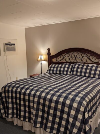 Blueberry Patch Motel & Cabins - Jonesboro, ME