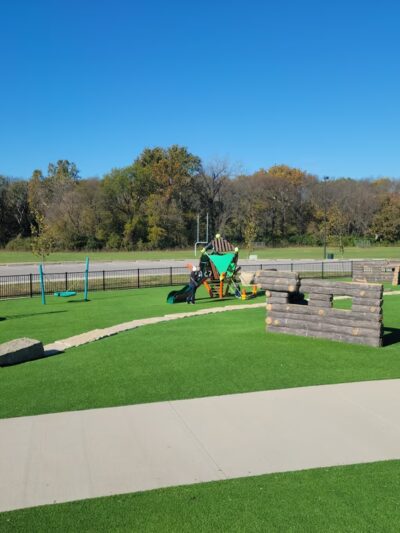 Hodge Park Playground - Kansas City, MO