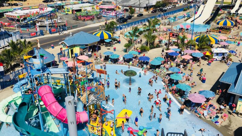 Runaway Rapids Waterpark - Keansburg, NJ