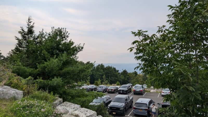 Minnewaska State Park parking - Kerhonkson, NY