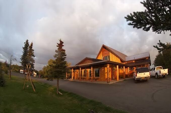 Bear Trail Lodge - King Salmon, AK
