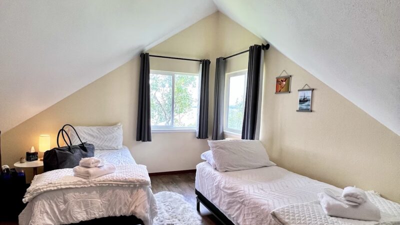 Katmai B&B - King Salmon, AK