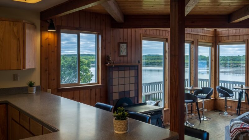 Katmai B&B - King Salmon, AK
