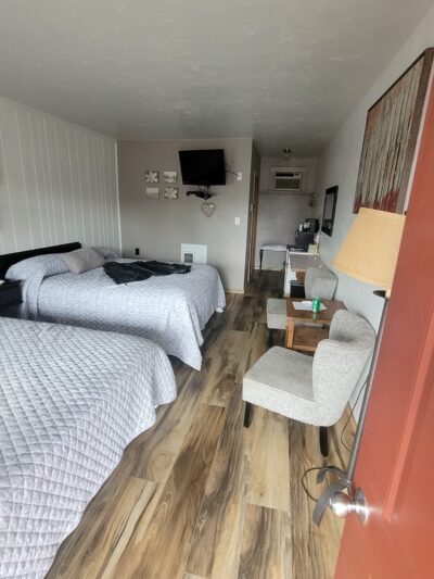 Highlander Motel & RV Park - La Pine, OR