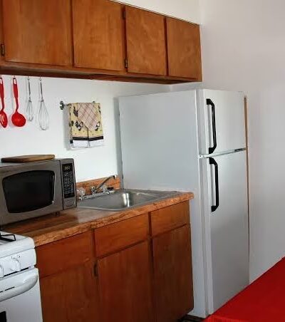Highlander Motel & RV Park - La Pine, OR