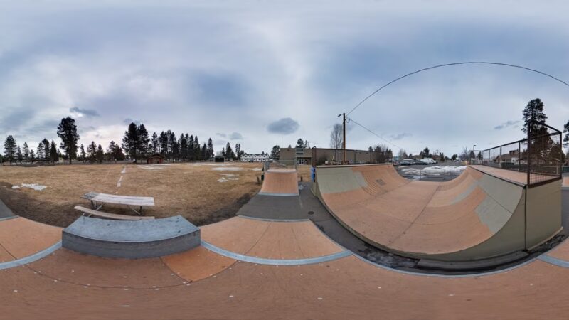 La Pine Skatepark - La Pine, OR