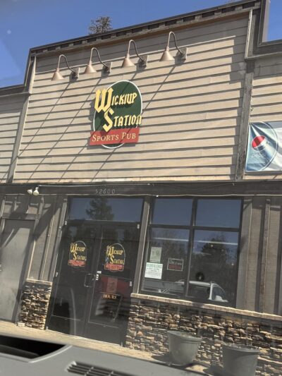 Wickiup Station Sports Pub - La Pine, OR