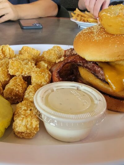 Wickiup Station Sports Pub - La Pine, OR