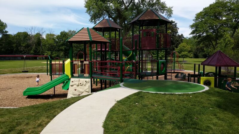 Artesian Park - Lake Bluff, IL