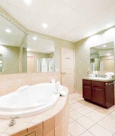 Split Rock Resort - Lake Harmony, PA