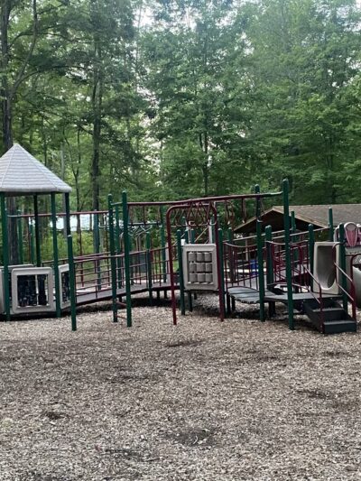 Knoll Park Picnic Area - Lake Hiawatha, NJ