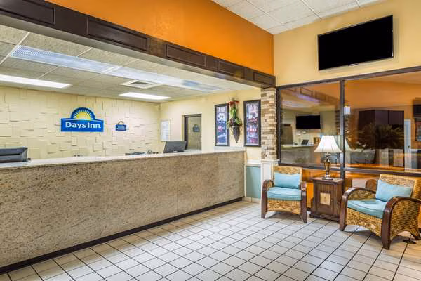 Days Inn by Wyndham Lake Park/Valdosta - Lake Park, GA
