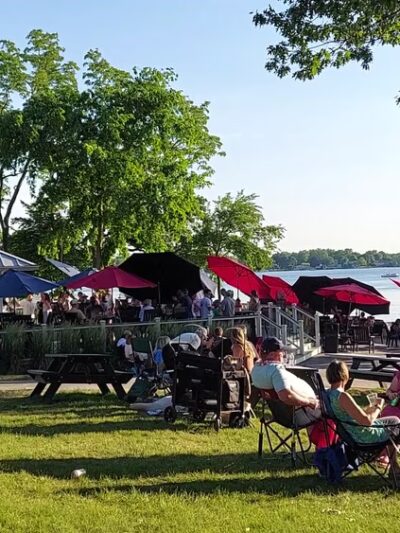 Breezewald Park - Lake Zurich, IL