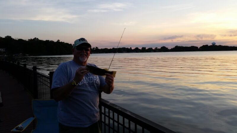 Lakefront Promenade - Lake Zurich, IL