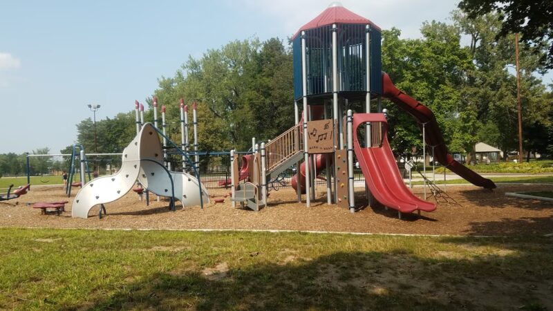 Lan-Oak Park - Lansing, IL
