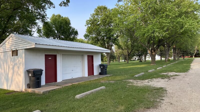 Leota Park and Campground - Leota, MN