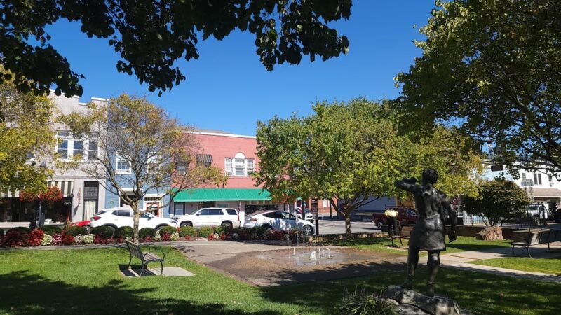 Lewisburg Downtown Park - Lewisburg, WV