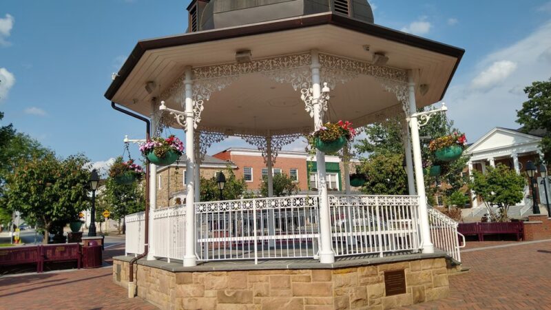 The Diamond - Ligonier, PA