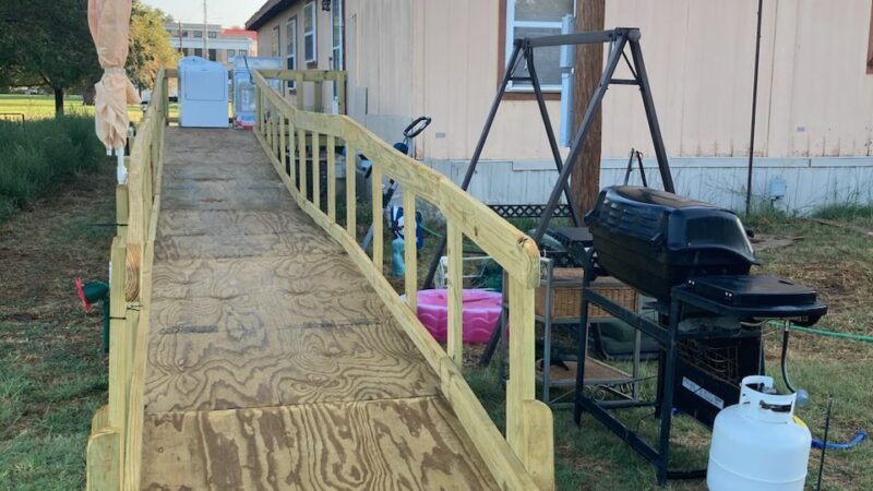 Brenden Blaze Memorial SkatePark and Standing Wave pool Park - Lipscomb, TX