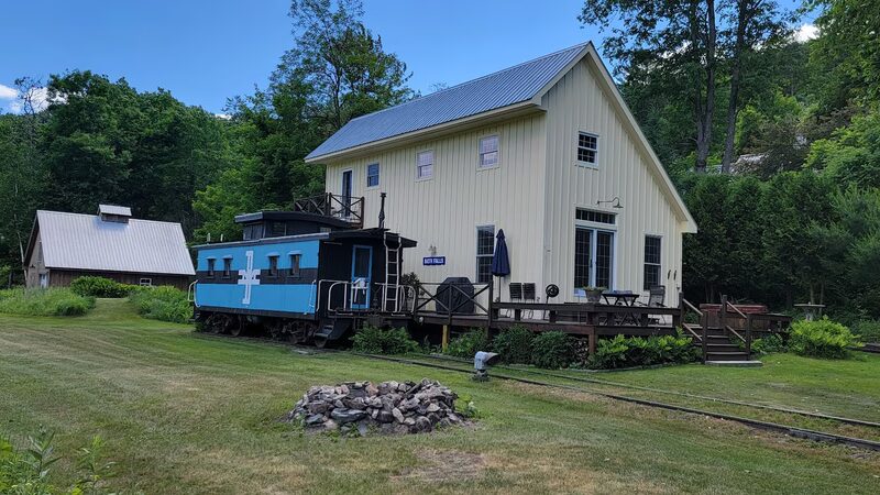 Ammonoosuc River Rail Trail Parking - Littleton, NH