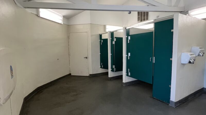 Restroom playa - Long Branch, NJ
