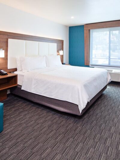 Holiday Inn Express & Suites Hollywood Walk of Fame by IHG - Los Angeles, CA