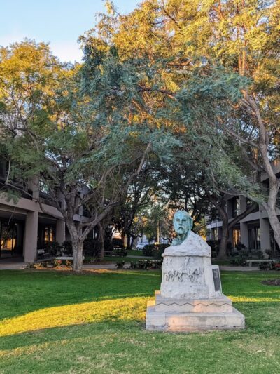 Lower Carthay Circle Park - Los Angeles, CA