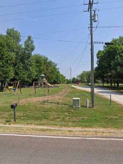 Louisburg City Park - Louisburg, MO
