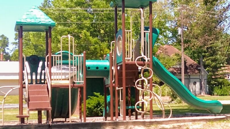Sunset Park - Louisiana, MO