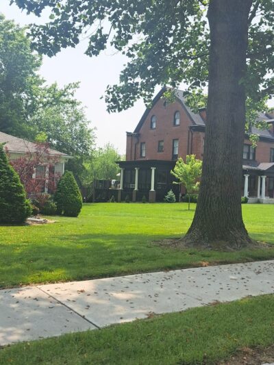 Sunset Park - Louisiana, MO