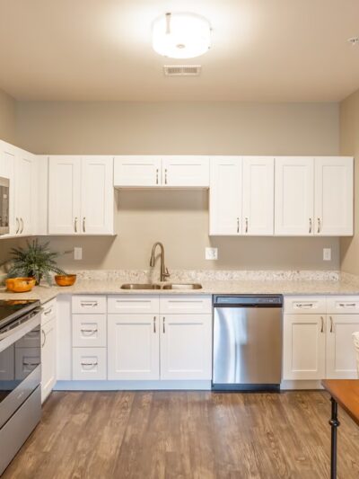 Finish Line Apartments - Louisville, KY