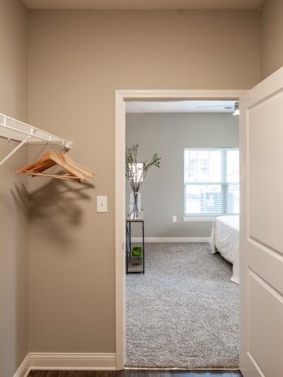 Finish Line Apartments - Louisville, KY