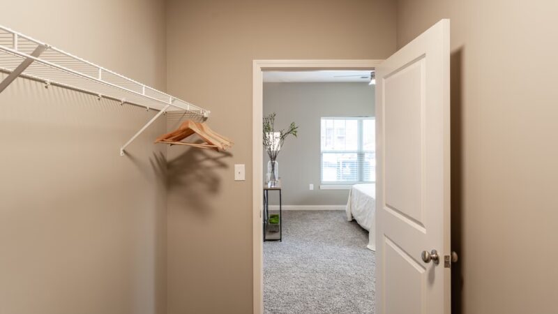 Finish Line Apartments - Louisville, KY