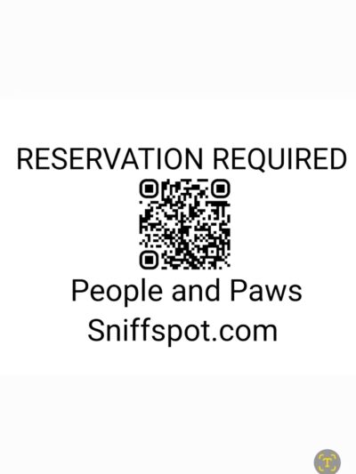 People and Paws Private Reserved Dog Play Park - Lyndon Station, WI