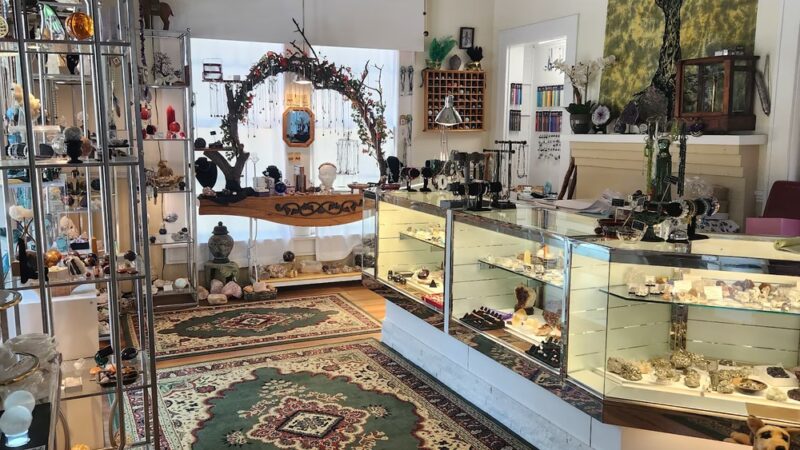 MuddyDog rock and crystal shop - Madison, FL
