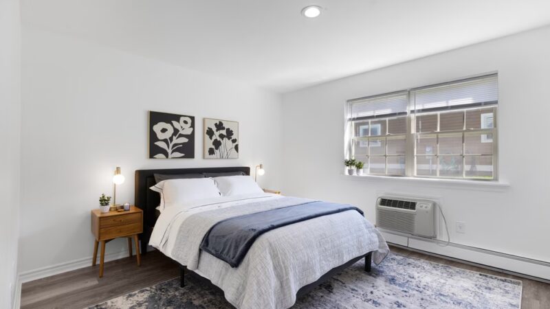 Suburban Park Apartments - Manlius, NY