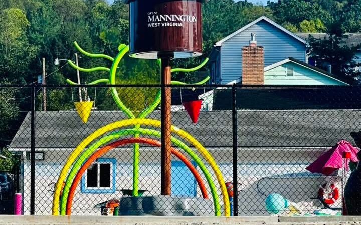 Mannington Pool Park - Mannington, WV