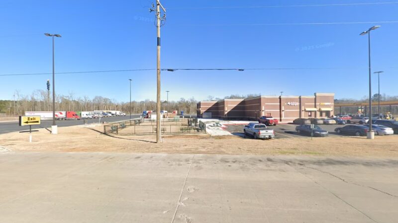 Dog Park at Love's Travel Stops - Mansfield, LA