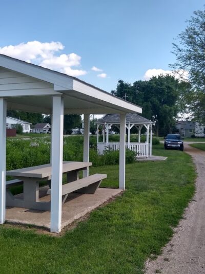 Mapleton Roadside Park - Mapleton, IA