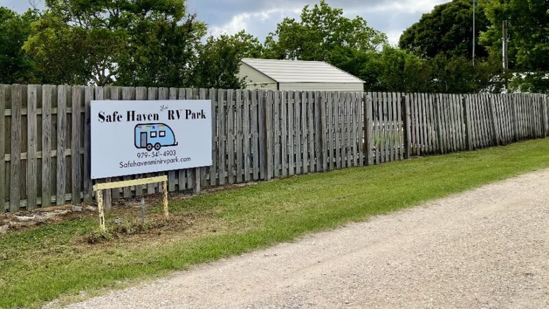 Safe Haven Mini RV Park - Markham, TX - Markham, TX