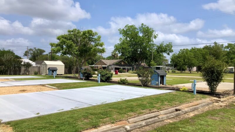 Safe Haven Mini RV Park - Markham, TX - Markham, TX
