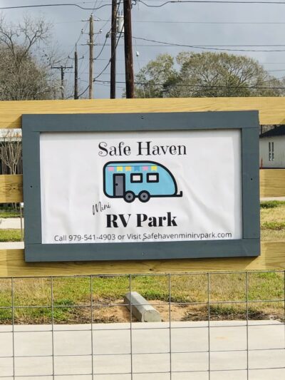 Safe Haven Mini RV Park - Markham, TX - Markham, TX