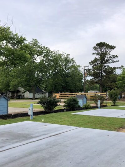 Safe Haven Mini RV Park - Markham, TX - Markham, TX