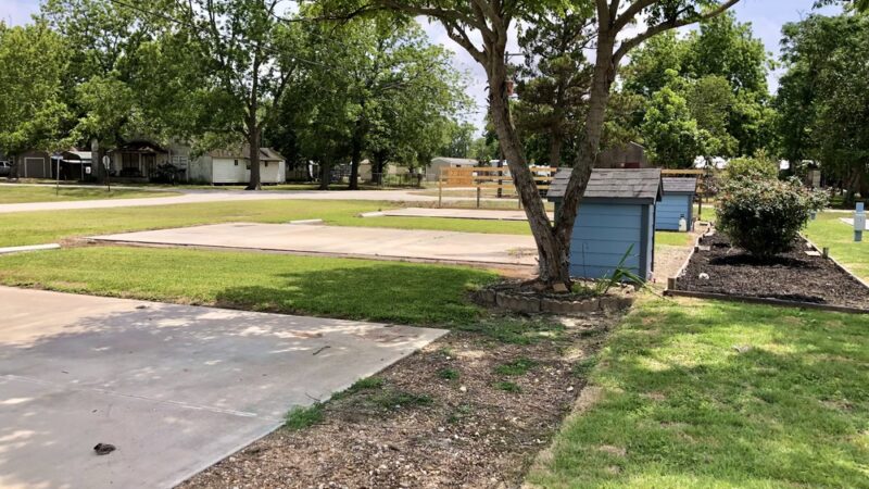 Safe Haven Mini RV Park - Markham, TX - Markham, TX