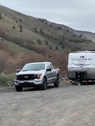 Oasis Camping Area - Maupin, OR
