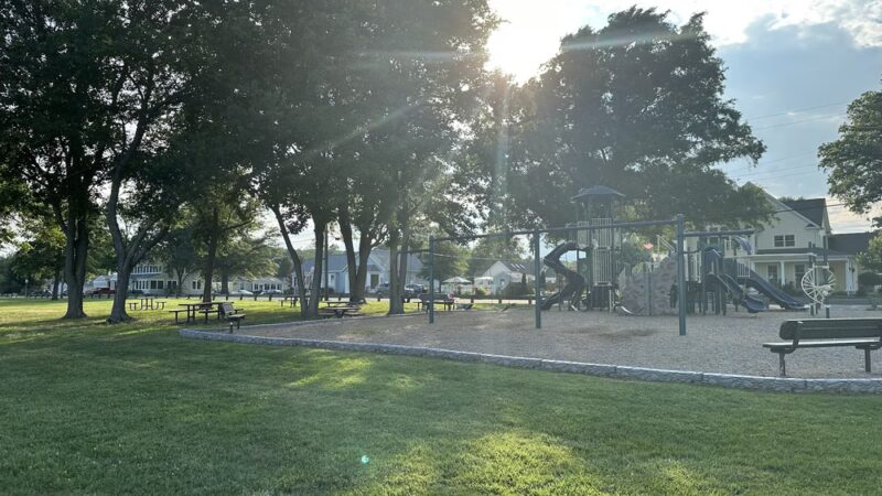 Beverly Beach Playground - Mayo, MD