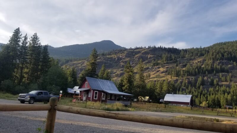 Mazama trail head - Mazama, WA