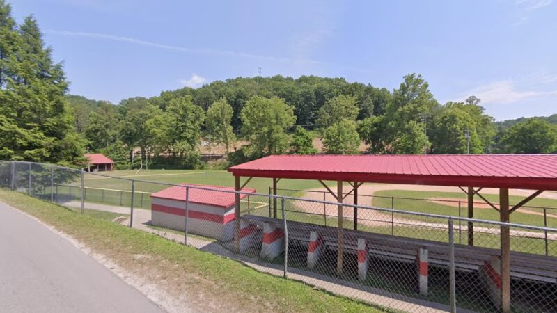 Bond Memorial Park - McKee, KY