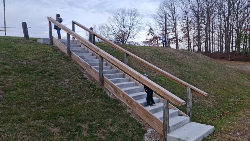 Gray Hawk Community Park - McKee, KY